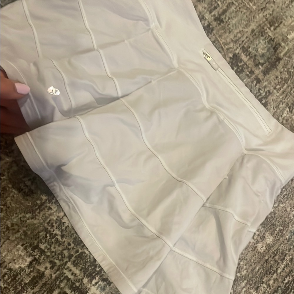 Lululemon skirt white